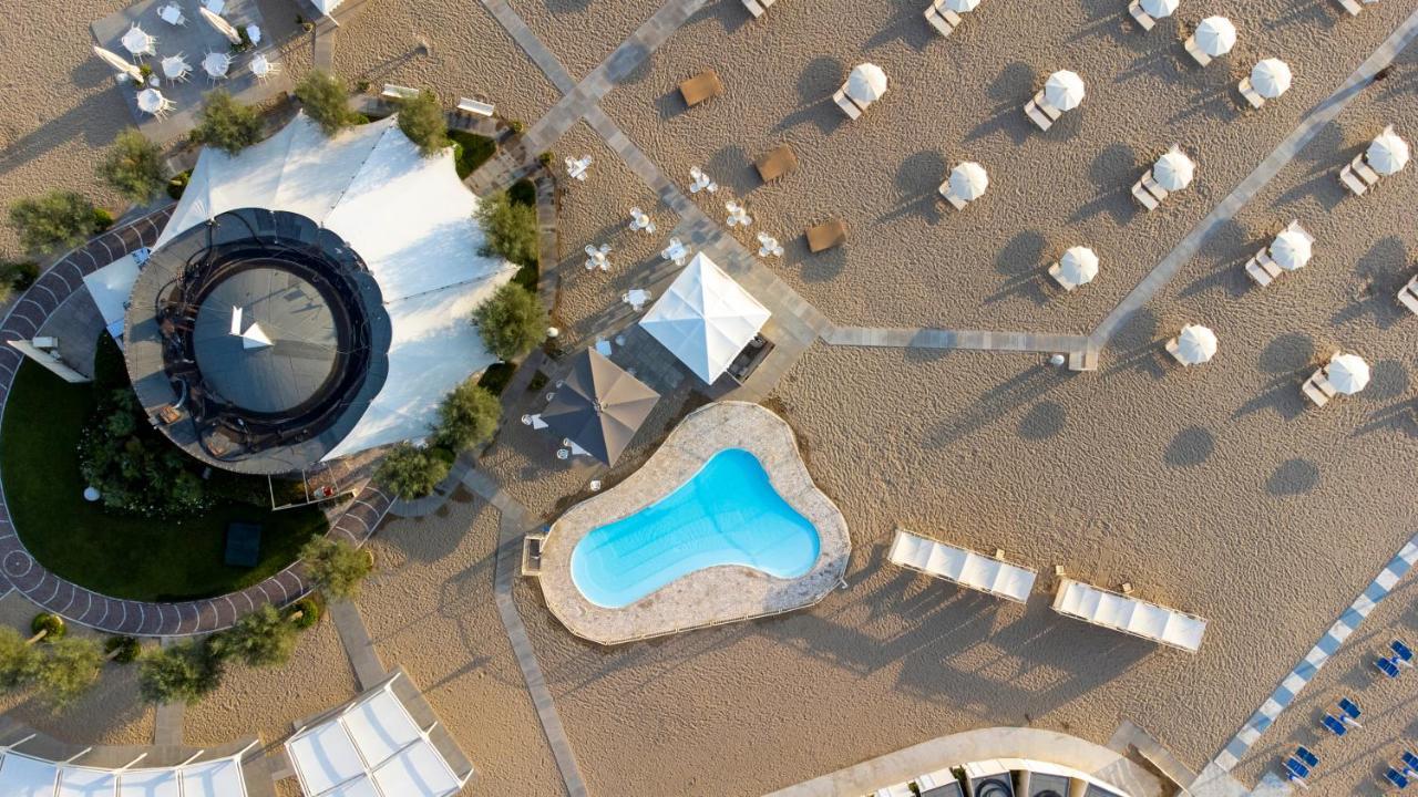 Residenza Parco Fellini Hotel Rimini Exterior foto